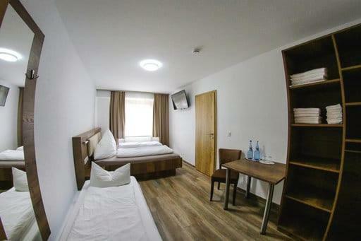 Look Hotel & Rooms Крайльсхайм Экстерьер фото